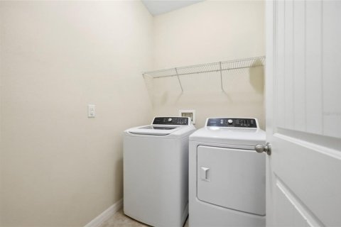 Casa en venta en Davenport, Florida, 4 dormitorios, 272.02 m2 № 2208670 - foto 20