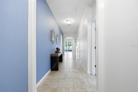 Casa en venta en Davenport, Florida, 4 dormitorios, 272.02 m2 № 2208670 - foto 4