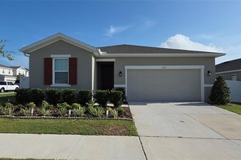 House in Haines City, Florida 3 bedrooms, 158.86 sq.m. № 2151872