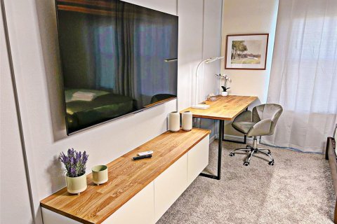 Townhouse in Clermont, Florida 5 bedrooms, 211.45 sq.m. № 1911174 - photo 10