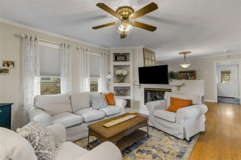 House in Lakeland, Florida 2 bedrooms, 91.79 sq.m. № 2094678 - photo 4
