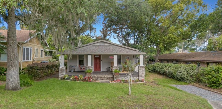 House in Lakeland, Florida 2 bedrooms, 91.79 sq.m. № 2094678