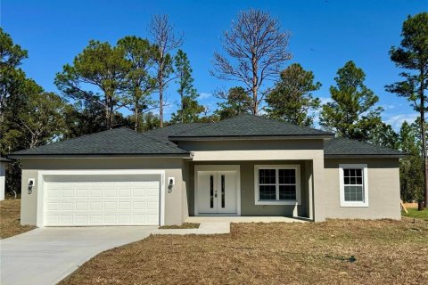 Casa en Citrus Springs, Florida 3 dormitorios, 142.05 m2 № 1563011