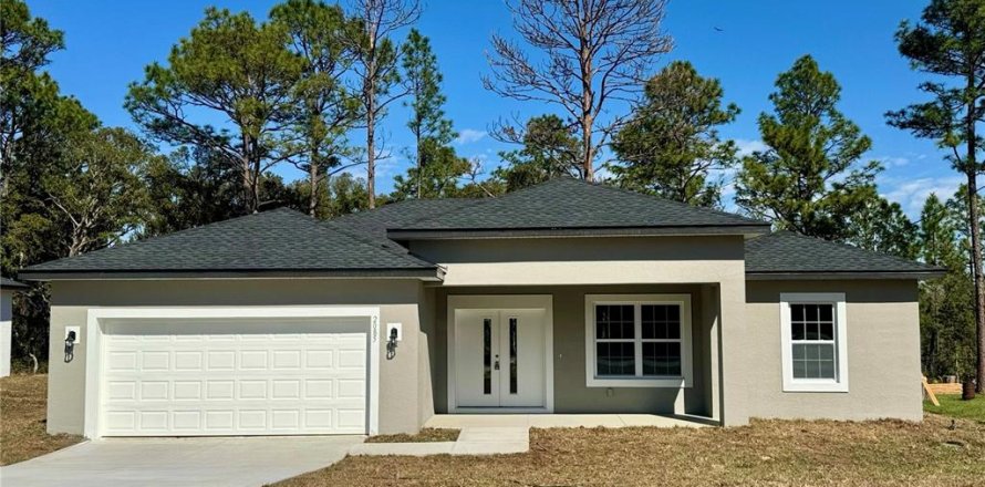 Casa en Citrus Springs, Florida 3 dormitorios, 142.05 m2 № 1563011