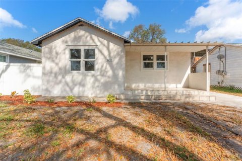 House in Saint Petersburg, Florida 3 bedrooms, 96.25 sq.m. № 1907886 - photo 23