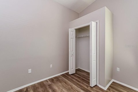 Casa en alquiler en Orlando, Florida, 3 dormitorios, 119.01 m2 № 1914490 - foto 12