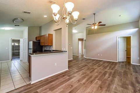 Casa en alquiler en Orlando, Florida, 3 dormitorios, 119.01 m2 № 1914490 - foto 6
