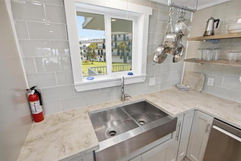 Condo in Flagler Beach, Florida, 2 bedrooms  № 2150712 - photo 9