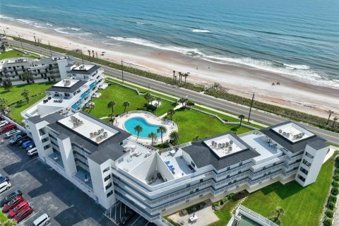 Condo in Flagler Beach, Florida, 2 bedrooms № 2150712