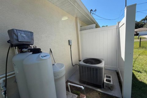Villa ou maison à vendre à Citrus Springs, Floride: 3 chambres, 116.03 m2 № 2400910 - photo 26