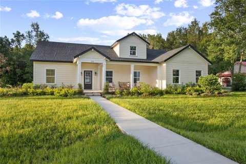 House in Lake Helen, Florida 4 bedrooms, 257.8 sq.m. № 1894707 - photo 5