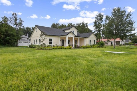 House in Lake Helen, Florida 4 bedrooms, 257.8 sq.m. № 1894707 - photo 2