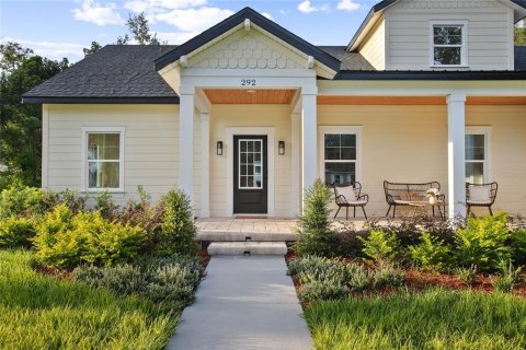 House in Lake Helen, Florida 4 bedrooms, 257.8 sq.m. № 1894707 - photo 6