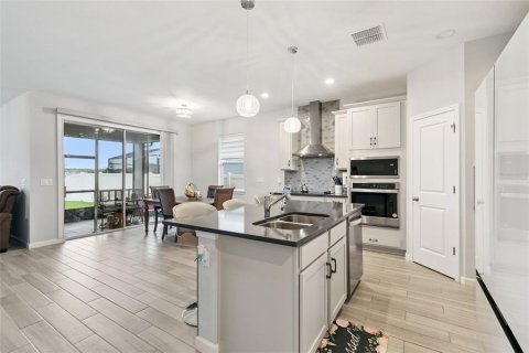 Casa en venta en Clermont, Florida, 4 dormitorios, 230.12 m2 № 2120341 - foto 11
