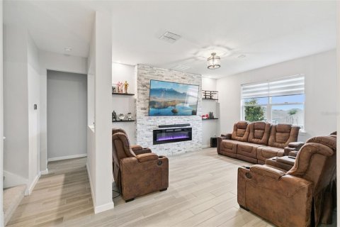 Casa en venta en Clermont, Florida, 4 dormitorios, 230.12 m2 № 2120341 - foto 8