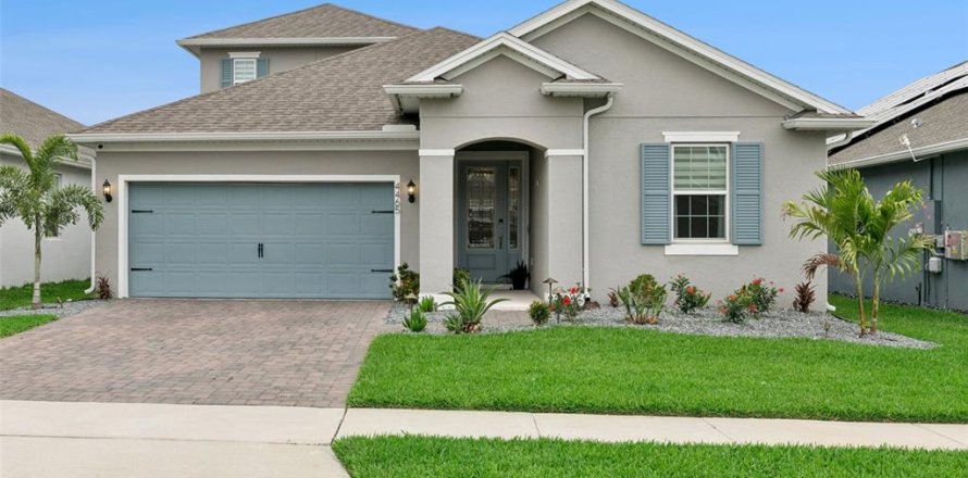 Casa en Clermont, Florida 4 dormitorios, 230.12 m2 № 2120341