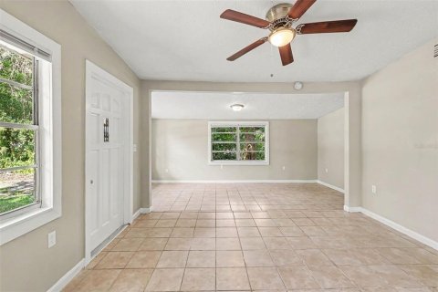 Villa ou maison à louer à Tampa, Floride: 3 chambres, 126.9 m2 № 2315099 - photo 8
