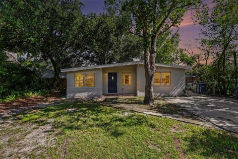 Villa ou maison à Tampa, Floride 3 chambres, 126.9 m2 № 2315099