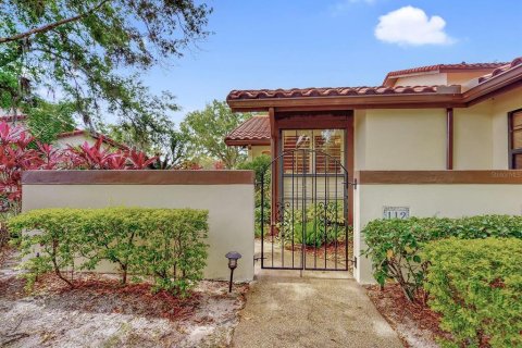Townhouse in Haines City, Florida 2 bedrooms, 113.9 sq.m. № 2095104 - photo 3