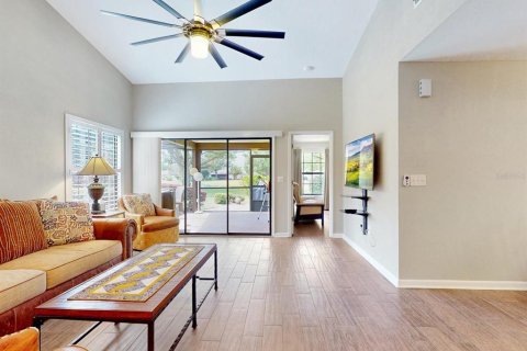Townhouse in Haines City, Florida 2 bedrooms, 113.9 sq.m. № 2095104 - photo 6