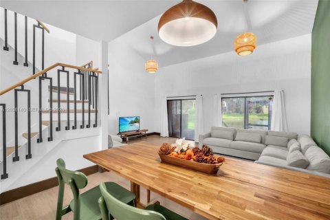 Touwnhouse à Davie, Floride 2 chambres, 123.19 m2 № 2084247