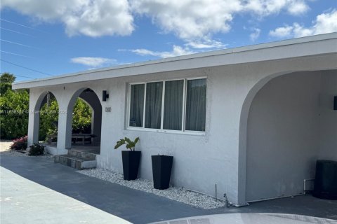 Снять в аренду виллу или дом в Марафон, Флорида 3 спальни, 192.68м2, № 1957954 - фото 7