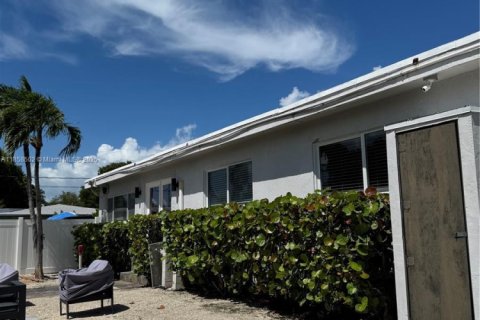 Снять в аренду виллу или дом в Марафон, Флорида 3 спальни, 192.68м2, № 1957954 - фото 15