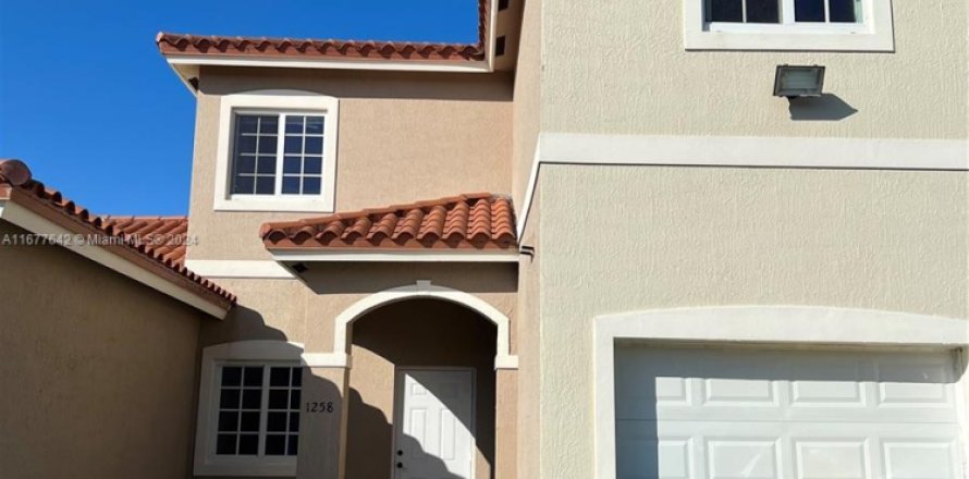 Touwnhouse à Homestead, Floride 3 chambres, 144 m2 № 1981630