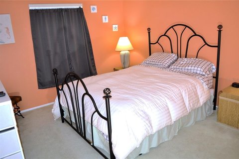 Casa en alquiler en Tarpon Springs, Florida, 3 dormitorios, 108.51 m2 № 1906095 - foto 12