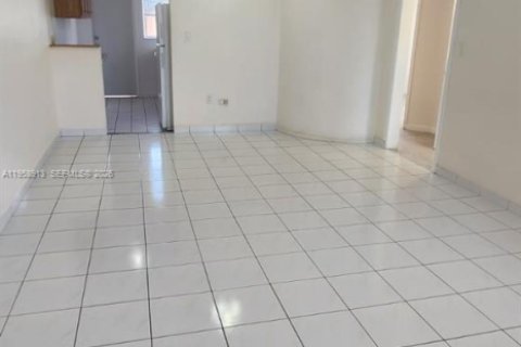 Condo in Miami, Florida, 2 bedrooms  № 2017590 - photo 6