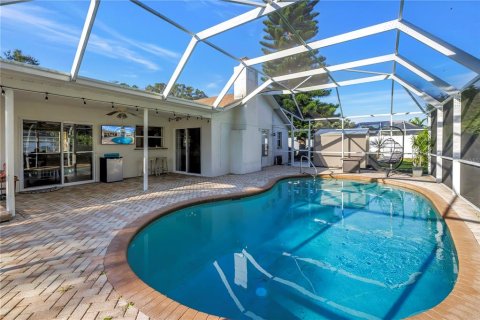 Villa ou maison à vendre à Palm Harbor, Floride: 2 chambres, 134.89 m2 № 2423754 - photo 26
