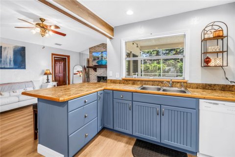 Villa ou maison à vendre à Palm Harbor, Floride: 2 chambres, 134.89 m2 № 2423754 - photo 16