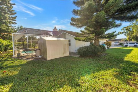 Villa ou maison à vendre à Palm Harbor, Floride: 2 chambres, 134.89 m2 № 2423754 - photo 30