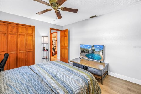 Villa ou maison à vendre à Palm Harbor, Floride: 2 chambres, 134.89 m2 № 2423754 - photo 22