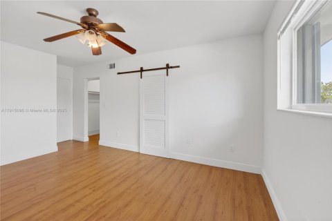 Купить таунхаус в Хайалиа, Флорида 1 комната, 149.2м2, № 1973132 - фото 26