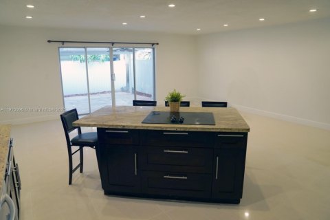 Купить таунхаус в Хайалиа, Флорида 1 комната, 149.2м2, № 1973132 - фото 7