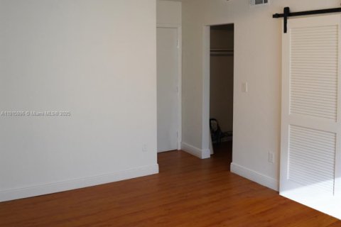 Купить таунхаус в Хайалиа, Флорида 1 комната, 149.2м2, № 1973132 - фото 13