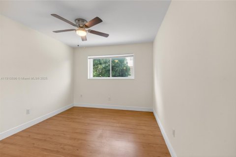 Купить таунхаус в Хайалиа, Флорида 1 комната, 149.2м2, № 1973132 - фото 23