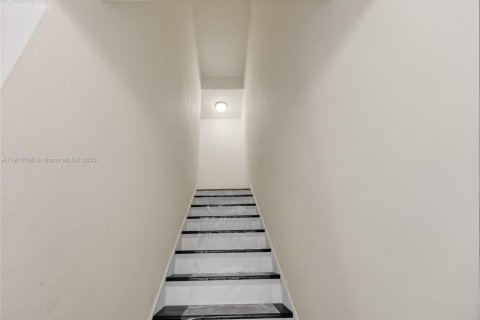 Купить таунхаус в Хайалиа, Флорида 1 комната, 149.2м2, № 1973132 - фото 17