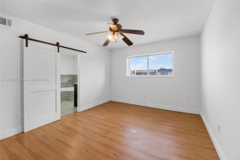 Купить таунхаус в Хайалиа, Флорида 1 комната, 149.2м2, № 1973132 - фото 25