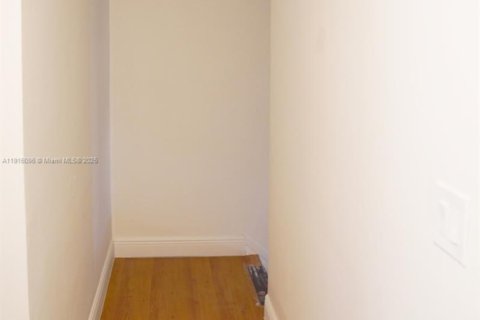 Купить таунхаус в Хайалиа, Флорида 1 комната, 149.2м2, № 1973132 - фото 11