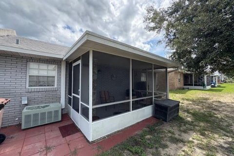 Dúplex en venta en Lake Wales, Florida, 2 dormitorios, 79.71 m2 № 1912777 - foto 23