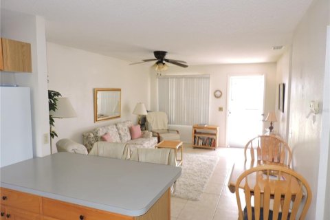 Dúplex en venta en Lake Wales, Florida, 2 dormitorios, 79.71 m2 № 1912777 - foto 11