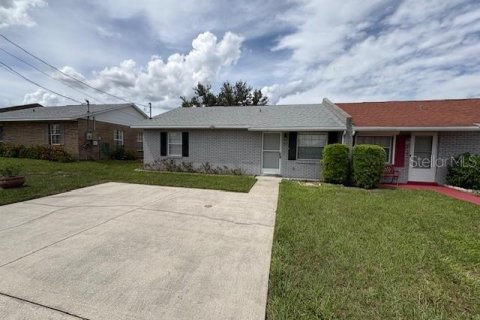 Dúplex en venta en Lake Wales, Florida, 2 dormitorios, 79.71 m2 № 1912777 - foto 3