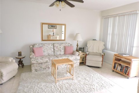 Dúplex en venta en Lake Wales, Florida, 2 dormitorios, 79.71 m2 № 1912777 - foto 6