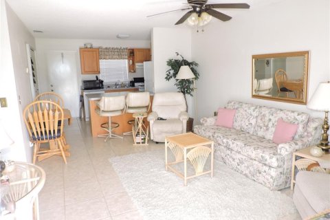 Dúplex en venta en Lake Wales, Florida, 2 dormitorios, 79.71 m2 № 1912777 - foto 4