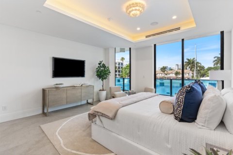 Condominio en venta en Fort Lauderdale, Florida, 4 dormitorios, 273.04 m2 № 2261498 - foto 11