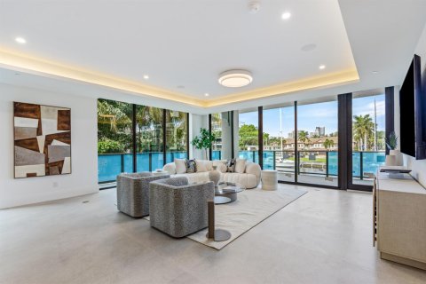 Condominio en venta en Fort Lauderdale, Florida, 4 dormitorios, 273.04 m2 № 2261498 - foto 5