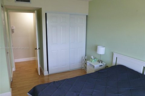 Купить кондоминиум в Авентура, Флорида 2 спальни, 113.34м2, № 1861249 - фото 15