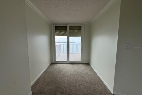 Снять в аренду кондоминиум в Тампа, Флорида 2 спальни, 144.93м2, № 2215294 - фото 17